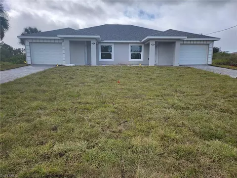 856-858 Milwaukee Blvd, Lehigh Acres, FL 33974