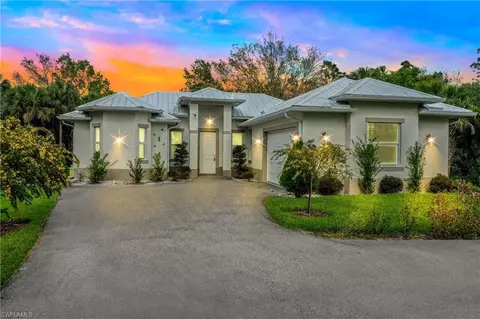4875 20th Ave SE, Naples, FL 34117 photo 2
