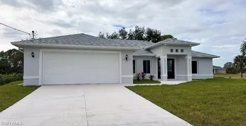 2029 Xelda Ave N, Lehigh Acres, FL 33971