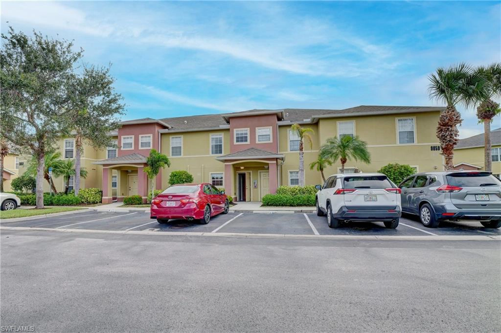 9059 Gervais Cir Unit 1305  