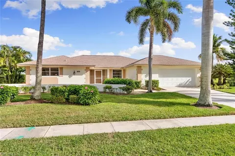 171 Society Ct, Marco Island, FL 34145