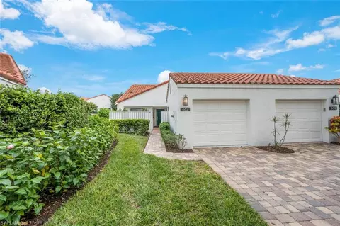 662 Windsurf Ln #19-0, Naples, FL 34108 photo 3
