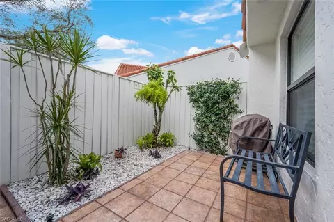 662 Windsurf Ln #19-0, Naples, FL 34108 photo 5