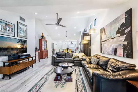 662 Windsurf Ln #19-0, Naples, FL 34108 photo 12