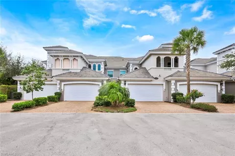 9205 Museo Cir #201, Naples, FL 34114