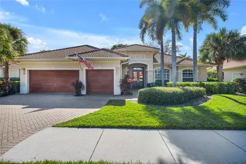 4896 Rustic Oaks Cir, Naples, FL 34105