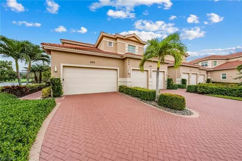 604 El Camino Real #9-201, Naples, FL 34119