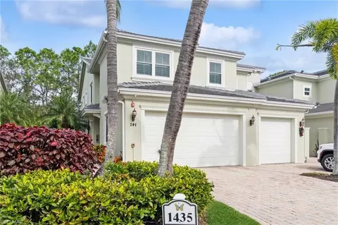 1435 Mariposa Cir #201, Naples, FL 34105