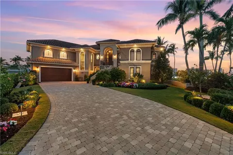 368 Bayside Ave, Naples, FL 34108 photo 19