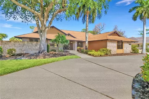 13187 White Violet Dr, Naples, FL 34119