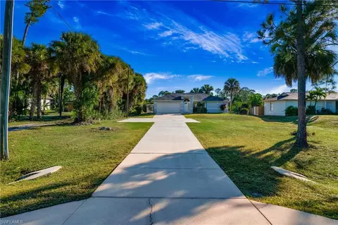 1430 11th St SW, Naples, FL 34117
