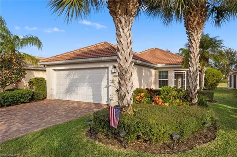 15142 Reef Ln, Bonita Springs, FL 34135