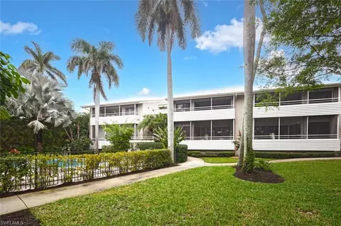 925 8th Ave S #925, Naples, FL 34102