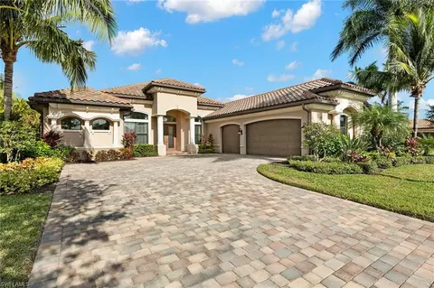 3313 Runaway Ln, Naples, FL 34114