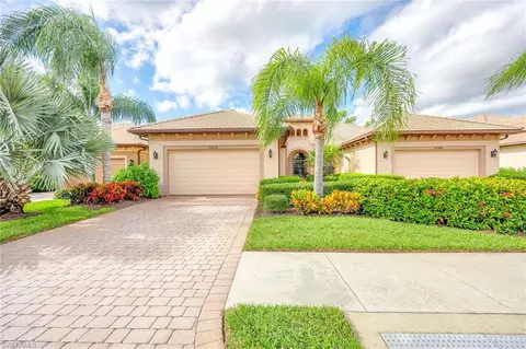 7503 Moorgate Point Way, Naples, FL 34113