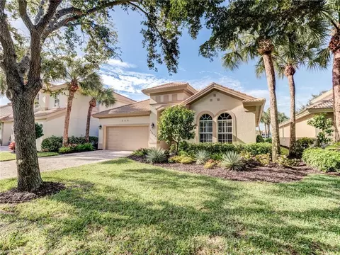 23200 Oakglen Ln, Bonita Springs, FL 34135