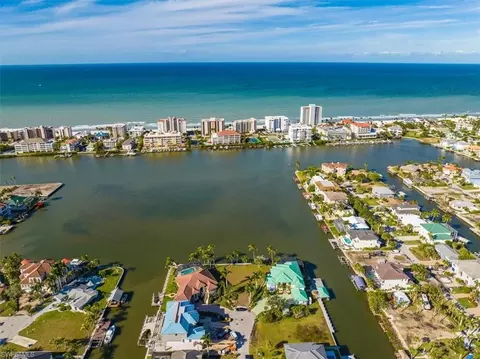 342 Bayside Ave, Naples, FL 34108 photo 7