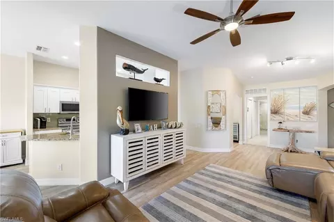 808 Carrick Bend Cir #202, Naples, FL 34110