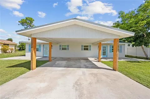 545 547 106th Ave N, Naples, FL 34108
