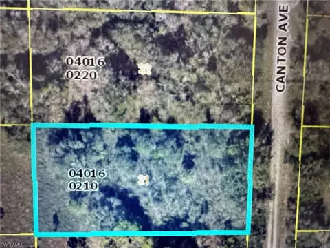 1317 Canton Ave, Lehigh Acres, FL 33972