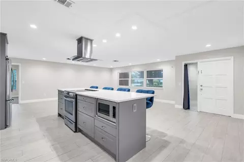 4557 Eagle Key Cir, Naples, FL 34112 photo 5