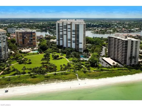 4021 Gulf Shore Blvd N #1502, Naples, FL 34103