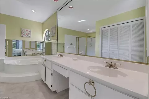 4961 Berkeley Dr, Naples, FL 34112 photo 18