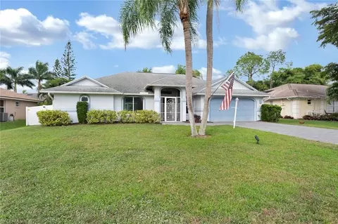 236 Channing Ct, Naples, FL 34110