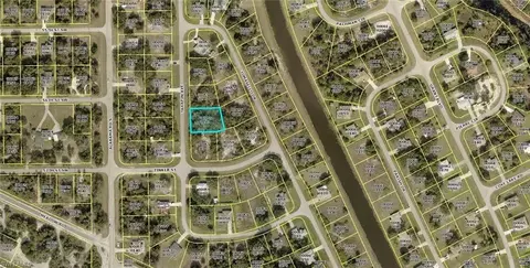 613 Tarapin Ave, Lehigh Acres, FL 33974