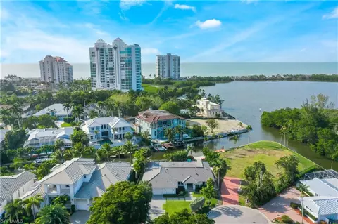 5215 Seashell Ave, Naples, FL 34103 photo 47