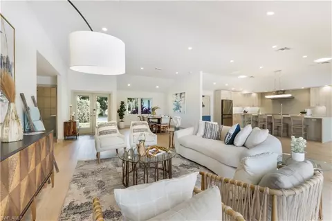5215 Seashell Ave, Naples, FL 34103