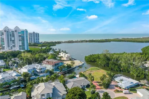 5215 Seashell Ave, Naples, FL 34103 photo 44