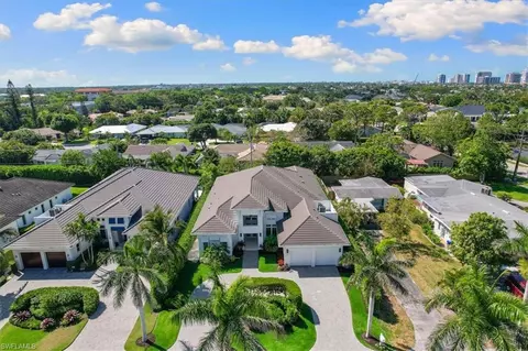 View/Area - 720 Anderson Dr, Naples, FL 34103 photo 2 of 3