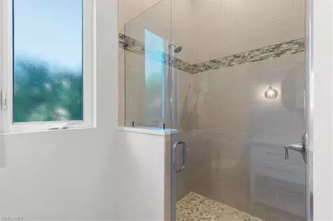 Bath - 720 Anderson Dr, Naples, FL 34103 photo 7 of 7
