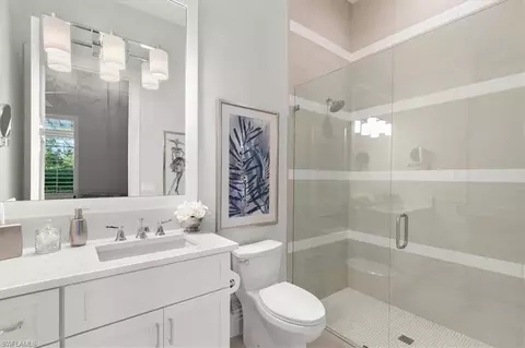 Bath - 720 Anderson Dr, Naples, FL 34103 photo 3 of 7