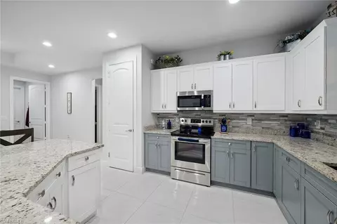 1021 10th Ave NE, Naples, FL 34120 photo 13