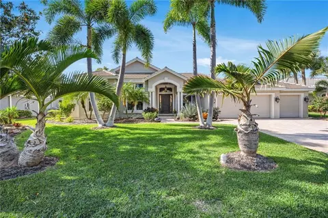 3520 Lakemont Dr, Bonita Springs, FL 34134
