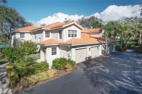 2625 Magnolia Park Ln #102, Naples, FL 34109