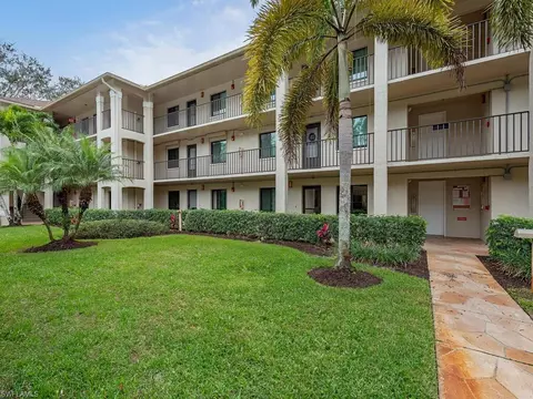 5784 Deauville Cir #B104, Naples, FL 34112