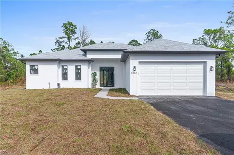 3433 47th Ave NE, Naples, FL 34120
