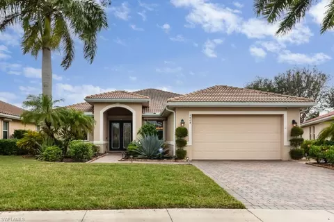 1408 Birdie Dr, Naples, FL 34120