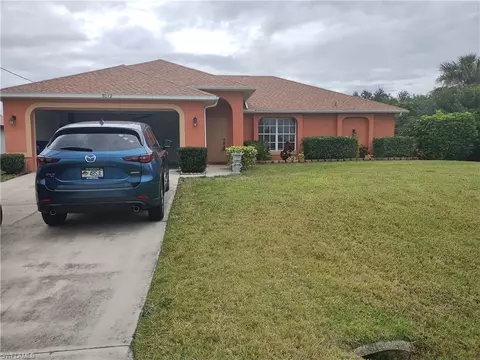 3012 49th St SW, Lehigh Acres, FL 33976