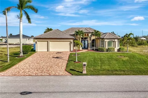 2425 NW 7th Ave, Cape Coral, FL 33993
