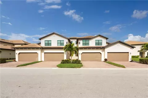 2353 Anguilla Dr #102, Naples, FL 34120