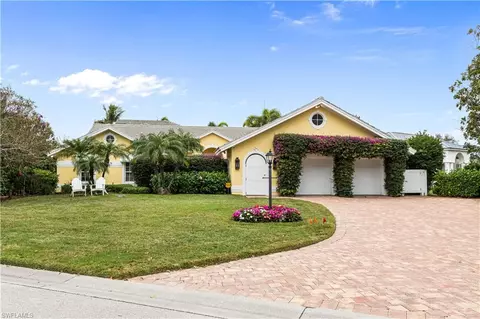 7521 Cordoba Cir, Naples, FL 34109