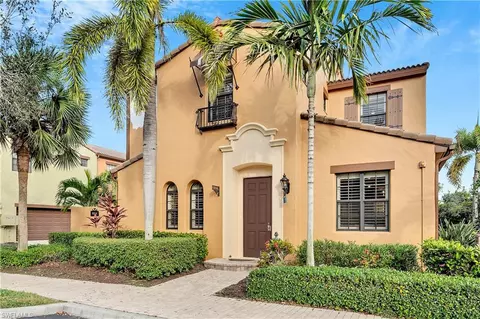 9154 Chula Vista St #133-1, Naples, FL 34113