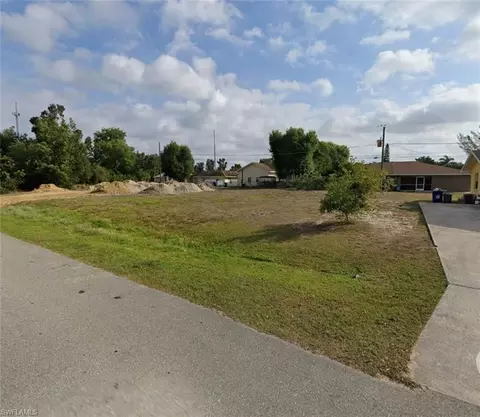 17387389 Barbara Dr, Fort Myers, FL 33967