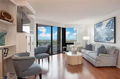 4751 Gulf Shore Blvd N #1802, Naples, FL 34103