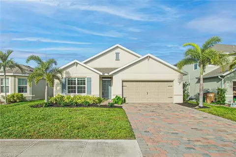 3428 Cancun Ct, Cape Coral, FL 33909