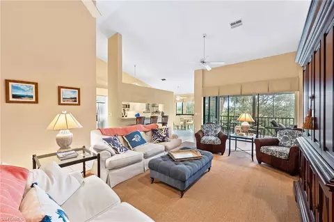 27197 Oakwood Lake Dr, Bonita Springs, FL 34134
